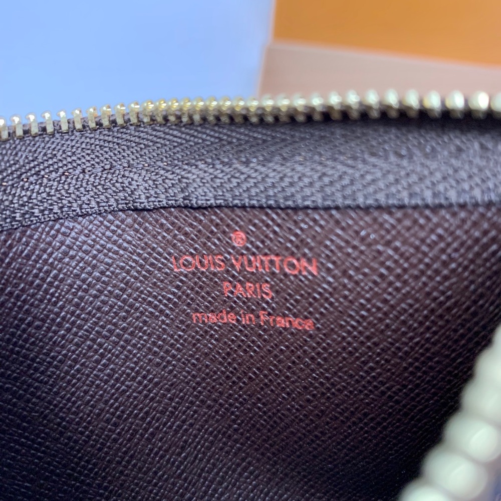 Louis Vuitton Damier Ebene Key Pouch - Picture 3 of 10